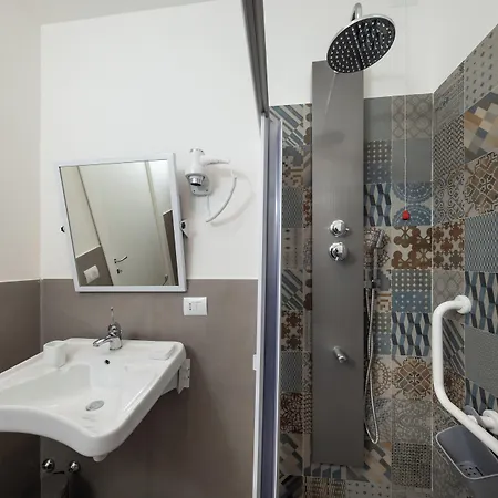 Sant'agata Relais بيت ضيافة مسينا